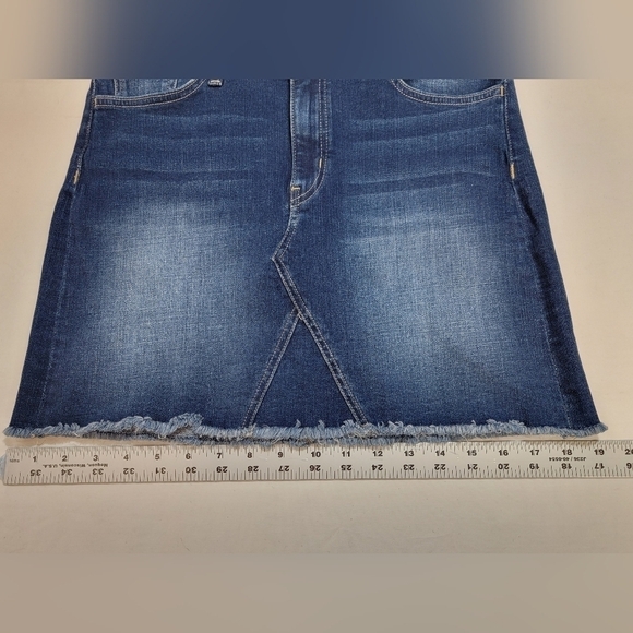 Flying Monkey Platinum High Rise Raw Hem Denim Jean Mini Skirt Size 29-in - Picture 3 of 9